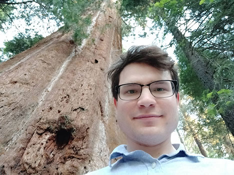 Anton Bernshteyn (headshot)